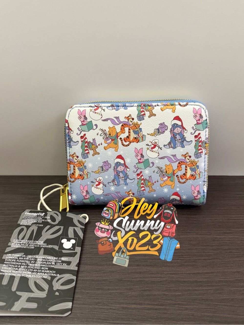 Loungefly Disney Winnie The Pooh Holiday Zip Wallet - Picture 2 of 4